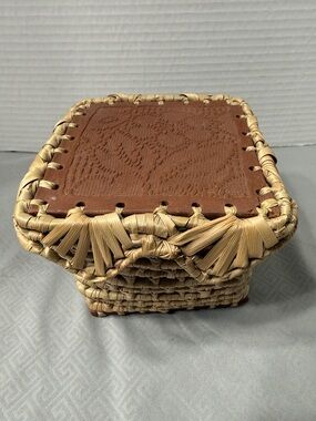 Mexican Folk Art Handwoven Straw Rustic Box with Etched Terracotta Lid Signed